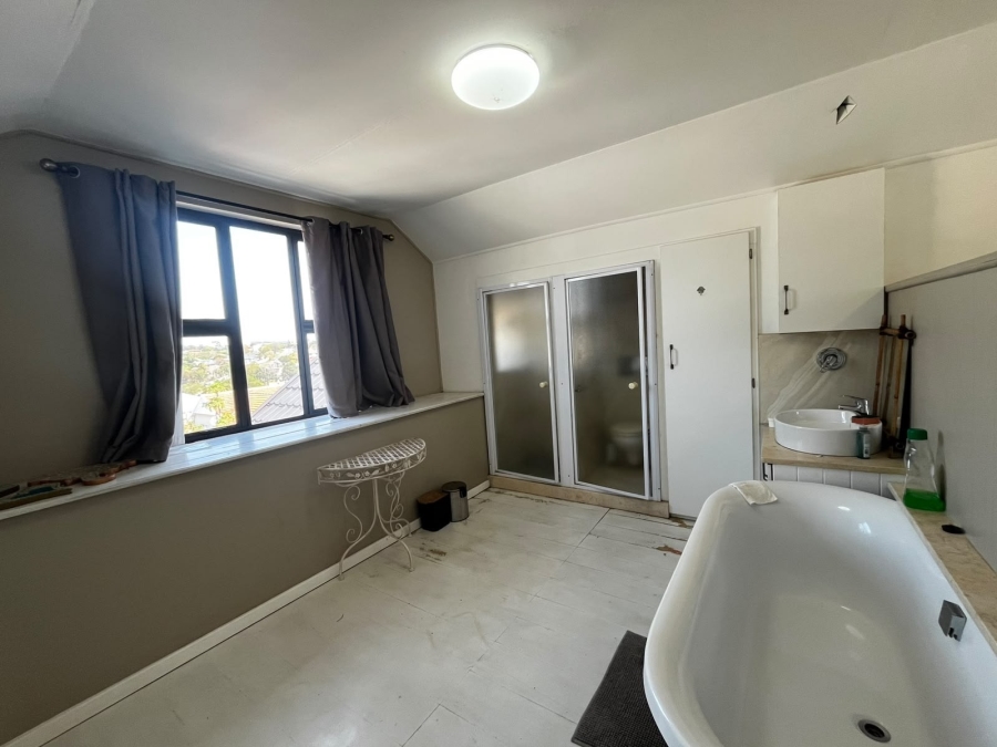 4 Bedroom Property for Sale in Nahoon Eastern Cape